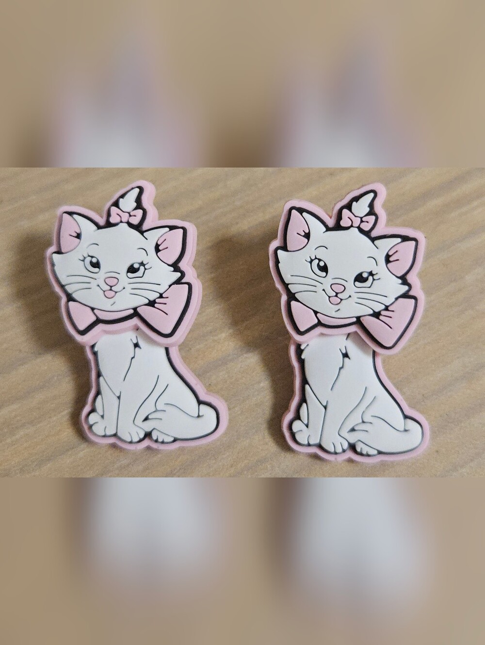 DISNEY ARISTOCATS Marie Kitten Front & Back 2 In 1 Interchange Rubber Earrings